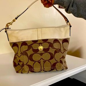 COACH Anyone!!!!!  Great shoulder bag!
